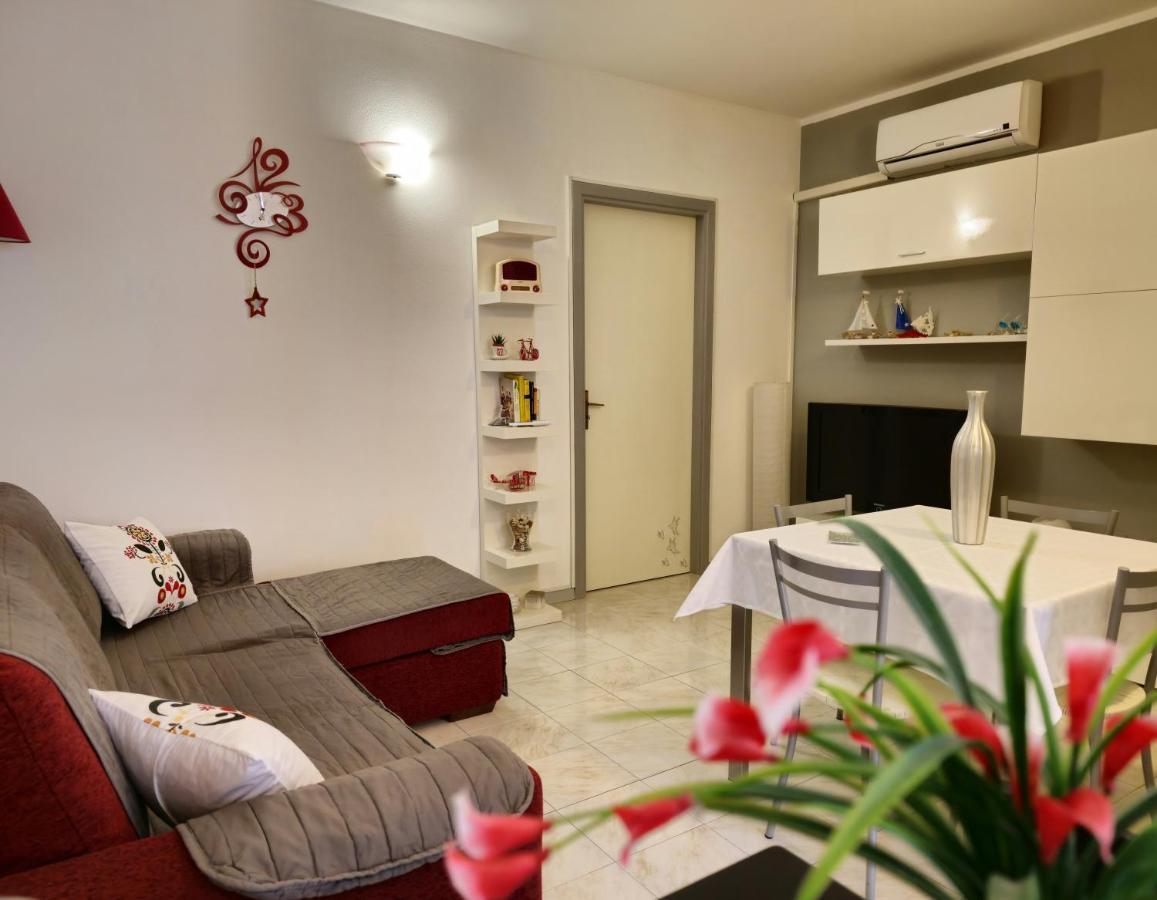 Casa Raffaella Apartment Giardini Naxos Luaran gambar
